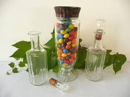 Pot En Verre Bouteille En Verre Flacon En Verre Glass Pot Glass Bottle Candy Jar Vintage Avec Images Pot En Verre Flacons En Verre Bouteille Verre