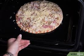 How to cook totino's party pizza without using an oven. How To Bake A Totino S Party Pizza 9 Steps With Pictures