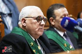 تغيب الشيخ محمد حسان، الداعية السلفي للمرة الثانية عن الحضور شاهدا لجلسة محاكمة 12 متهمًا من عناصر داعش الإرهابية، في قضية خلية داعش إمبابة، حيث ورد اسم محمد حسان في أوراق القضية التي قال المتهمون فيها إنهم يعتنقون فكر. Ltcluneenzhtim