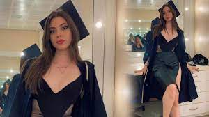 Ünlü şarkıcı defne samyeli'nin büyük kızı deren talu (23), baran tınaz ile yeni bir aşka yelken açtı. 6te7v5 Zd1a7lm