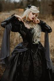 Princess Fantasy Custom Kleid Wir Zeigen Einige Farbbeispiele In Den Letzten Bildern Verschiedene Aber Ahnliche Kleid Fantasy Gowns Gothic Fashion Fashion