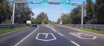 Megkapta az eutanáziát a megerőszakolt holland kamasz. Itthon Megsem Lesz Haromsavos Az M7 Es Autopalya Hvg Hu