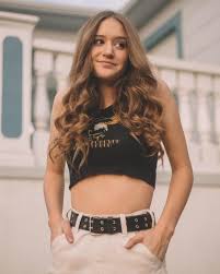 Riley Lewis - Free pics, galleries & more at Babepedia
