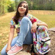 Weather it's your own squishy makeover, fan art, memes of moriah elizabeth, or funny pics from her videos, post it on this subreddit. 280 Moriah Elizabeth Ideas In 2021 Create This Book Elizabeth Squishies