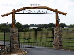 The creep levels have been lowered considerably, and with them have gone the loot levels. Ranch House Entrance Ideas Novocom Top