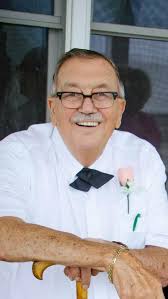 Earl E. Savage Obituary