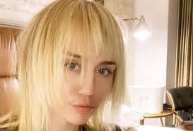 Know how to grow and style mullet with our expert's guide and rock the punk look with excellence! Miley Cyrus S New Mullet Haircut Is Causing Big Drama On The Internet Beauty Crew