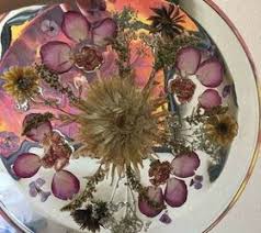 Apr 15, 2021 · my friend uses a plastic paint tray, and doesnt clean the tray between colors very well. Pressed Flower Home Decor Tray Hometalk