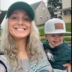 Corrine Dunn's Instagram, Twitter & Facebook