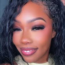 Where to find a good Dominican salon for a blowout?