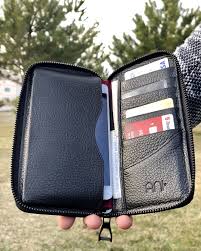 Hem Telefon Kilifi Hem Cuzdan Urun Kodu 3016 T 01 Hakiki Deridir Yukseklik 17 Cm Genislik 10 Cm 8 Adet Kart Ve 1 Cuzdan Kartlik Deri Cuzdan