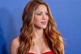 images?q=tbn:ANd9GcR lhuAtZdIA4iWTQkwpUOUTZyIiktwDUq4Xpnrqkp2WODLBdfyo2lq2WqDK oVSYdlSMY&usqp=CAU - Shakira hace discurso empoderador en los BB Mujeres Latinas