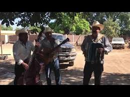 Efren Astorga Y Los Ayones Del Zapatero