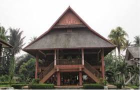 Rumah adat lampung untuk diwarnai / nama rumah adat lampung beserta gambar penjelasannya : Rumah Adat Indonesia Gambar Penjelasan Rumah Tradisional 34 Provinsi Salamadian