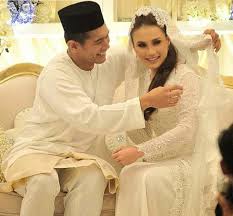 Bahasa melayu m e i 7 jalan puncak alam: Pernikahan Fahrin Ahmad Dan Elena Hani Eleas Gambar Perkahwinan Fahrin Ahmad