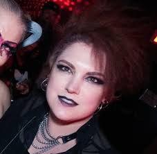 Are there any job opportunities for mounting and TV mounting today?