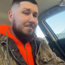 What tips do experienced hunters have for a new mountain hunter?