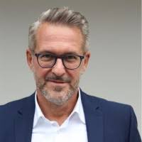 50+ "Ohmacht" profiles