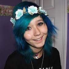 This lady who loves cheetah prints looks her best in style black and pink emo hair. 30 Creative Emo Hairstyles And Haircuts For Girls In 2020