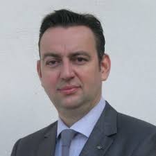 Cher réseau, C'est avec plaisir que je vous annonce mon admission en…