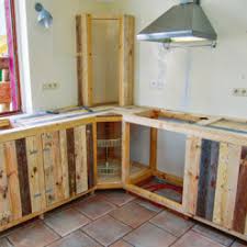 Fabriquer Des Meubles De Cuisine Avec Des Palettes En Bois Fabrication Meuble Meuble Cuisine Mobilier De Salon