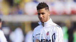 27 Ultimate Soccer Haircuts Of The Best Soccer Players In 2020 Soccer Hair Curly Hair Men Celebrity Hair Colors