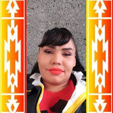 Bambi Leonard's Instagram, Twitter & Facebook