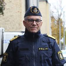 Swedish national police commissioner anders thornberg has admitted that despite large numbers of weapons seizures and full prisons, the rate of shootings in sweden remains high. Anders Thornberg Norrteljetidning Se