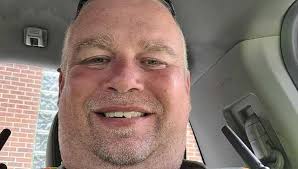 Road worker dies in car crash Monday, friend shares his memory, expert  shares safety tips.