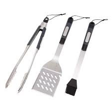 Check out our cuisinart grill selection for the very best in unique or custom, handmade pieces did you scroll all this way to get facts about cuisinart grill? Cuisinart 3 Piece Stainless Steel Barbecue Tool Set Set Includes Spatula Locking Tongs And A Silicon Basting Brush Walmart Com Walmart Com