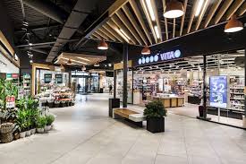 Grorud Kjopesenter Shopping Mall On Behance Shopping Mall Interior Shopping Mall Design Luxury Exterior