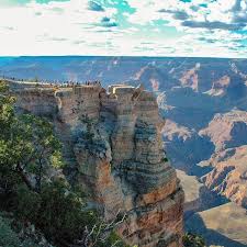 Une Vue A Couper Le Souffle Usatravel Travelblogger Grandcanyon Visitarizona Grand Canyon Natural Landmarks Mount Rushmore