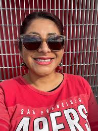 Jennifer Vela (@JenVela98)