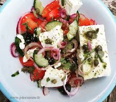 Salade Grecque Horiatiki Salad Nuage De Lait En 2020 Salade Grecque Salade Salade Grecque Traditionnelle