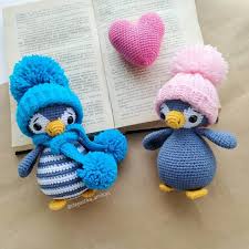 что можно связать крючком в подарок на 8 марта Myagkaya Igrushka Pingvin Podarok Na 14 Fevralya Podarok Na 8 Marta Igrushki Ruchnoj Raboty Na Zakaz In 2020 Dinosaur Stuffed Animal Handmade Dinosaur