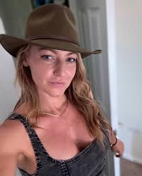 Healing from bipolar disorder isn't linear