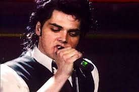 time incoming, life becoming — GERARD WAY —MTV's Europe Music Awards (2007)