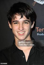 408 Josh Griffith Photos & High Res Pictures