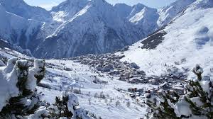 Il residence è composto da più appartamenti privati, completo di bagno con vasca, ripostiglio, armadio a ponte con letto extra, camera da letto (2. Deux Alpes Prenota Appartamenti E Chalet Con Ski France Com