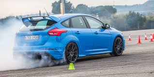 I always deadlock it but i can go to it in the morning and every so often it's unlocked. 2017 Ford Focus Rs First Drive