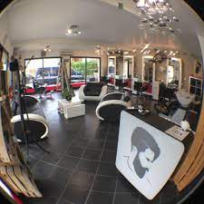 Visagiste diplômé, vous serez conseillé pour harmoniser votre apparence et votre caractère. Salon De Coiffure Gregg Photos Facebook