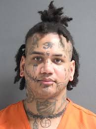 Alleged box-cutter killer represents himself