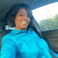 Tracy Turnage's Instagram, Twitter & Facebook