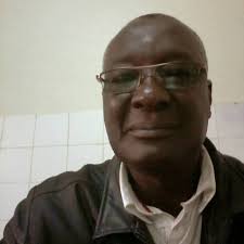 Retrouvailles avec Baba Gueye de la promotion 3 en 1998/99 au sortir de mon  rdv ce matin de l'hôpital militaire de wakam.