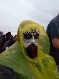 Iron materials are prone to rusting and it's impossible to keep moisture away from them. How To Keep Metal From Rusting Imgur