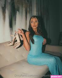 McKinley Richardson | mckinleyrichardson Nude Leaked Onlyfans ...