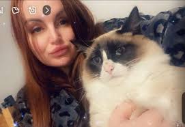 My big baby has escaped from stacksteads please keep ur eyes peeled for him  and msg me if u see him 🙂