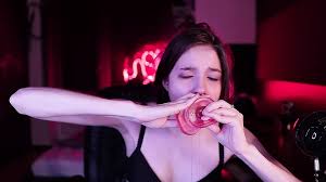 11-minute Deep Throat with 19cm Dildo: In English Porn feat. Yukki Amey by  FapHouse