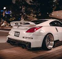 Where to find deep dish chrome wheels for 2004 Nissan 350z ...