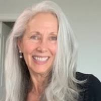 100+ "Sue Strauss" profiles